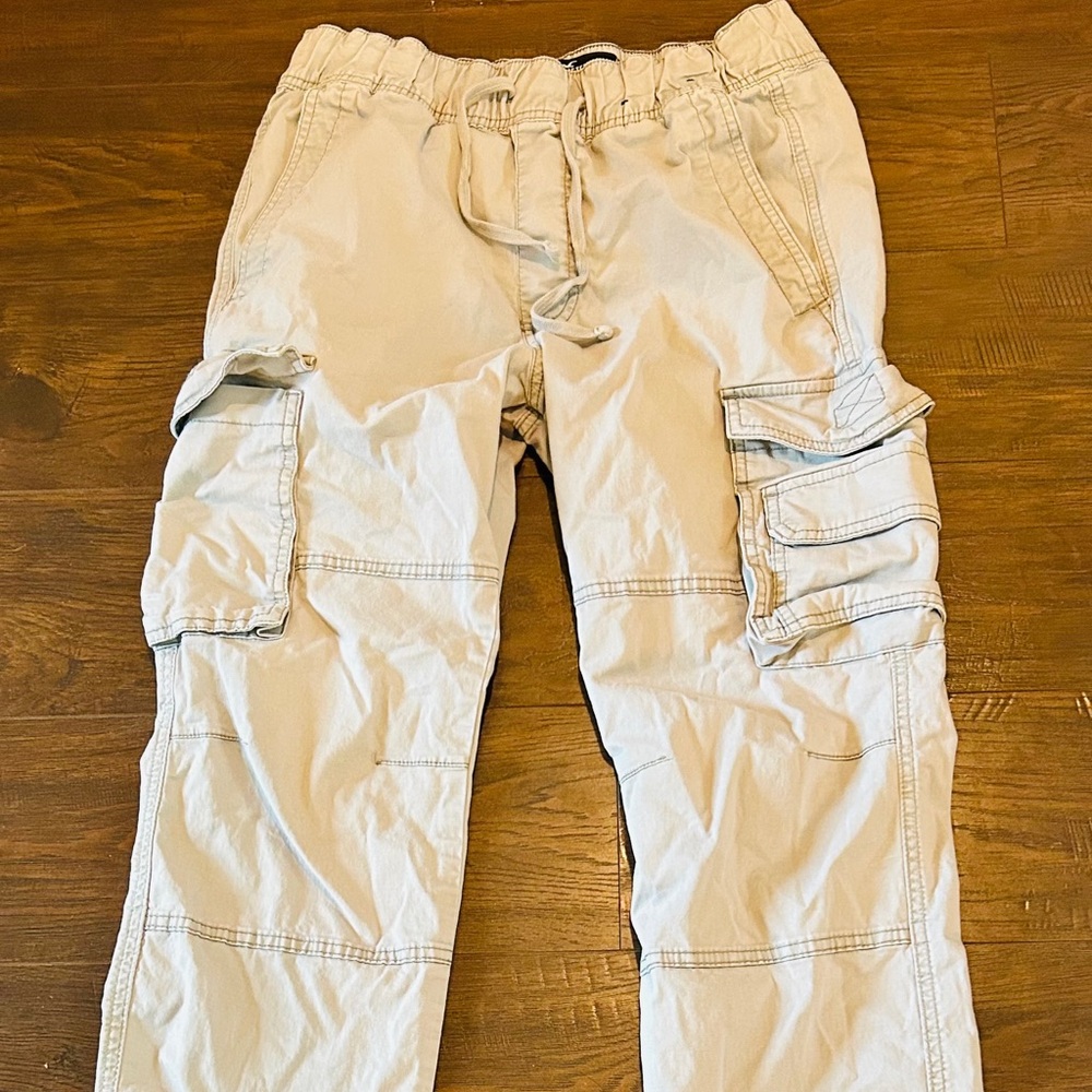 Hollister Men's Cargo Pants in Beige